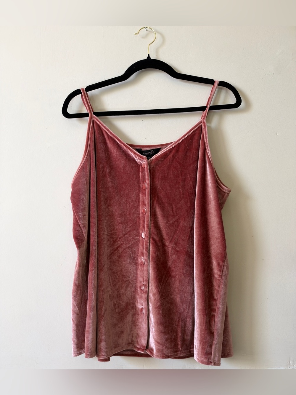 Amaryllis dusty rose pink velvet cami w/ button detail | women’s plus 2x